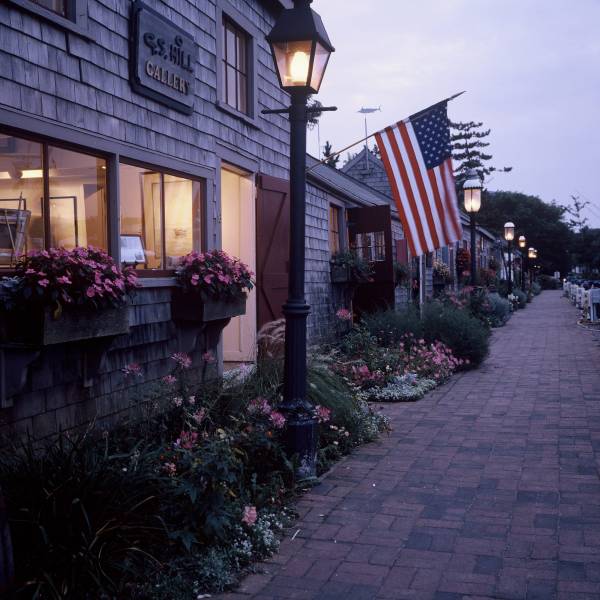 Hill Gallery on Old South Wharf