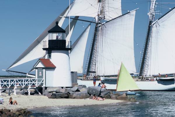 ?Shenandoah? Rounding Brant Point