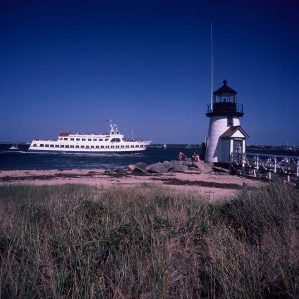 Hyline Rounding Brant Point- III