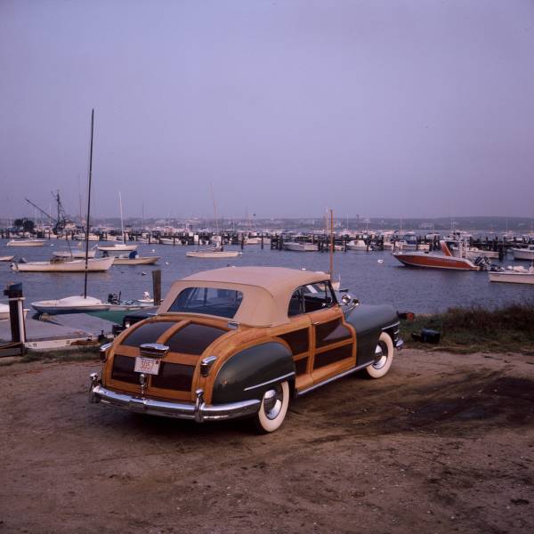 Chrysler Town &amp; Country at Swain?s wharf