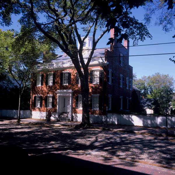 Henry Coffin House