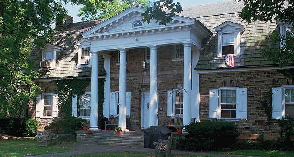 Kinnan House