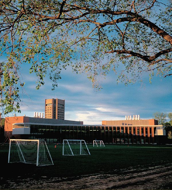 Icahn Laboratory At Dusk